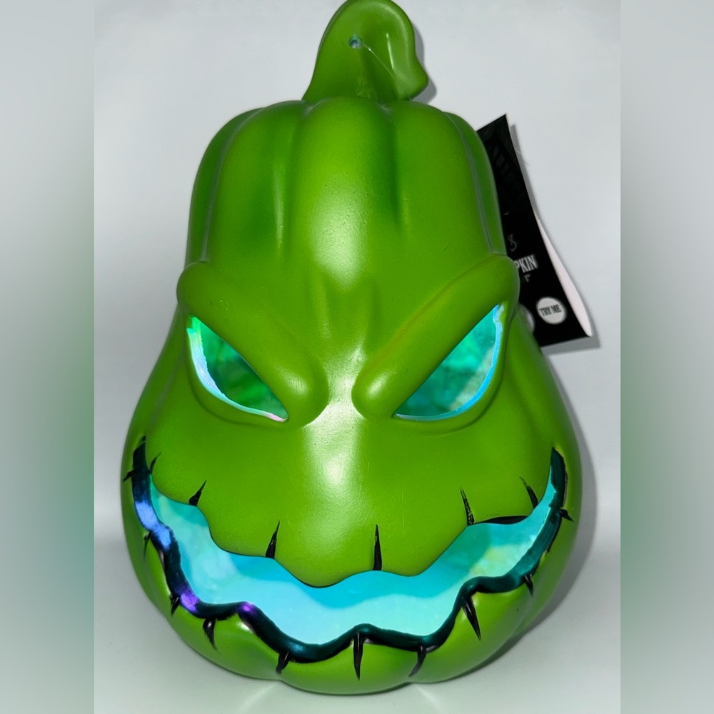 Disney Nightmare Before Christmas Oogie Boogie Light Up Pumpkin Head NEW